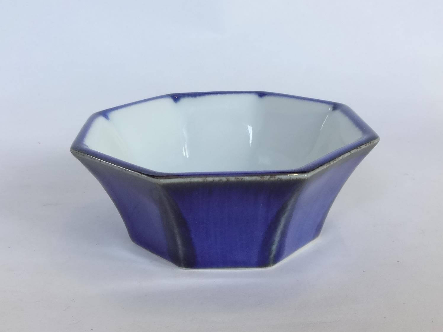 手作り陶器の小鉢 ― アーススぺックル5432 手作り陶器の小鉢 ― アーススぺックル5432 （イ37 プラム 八角