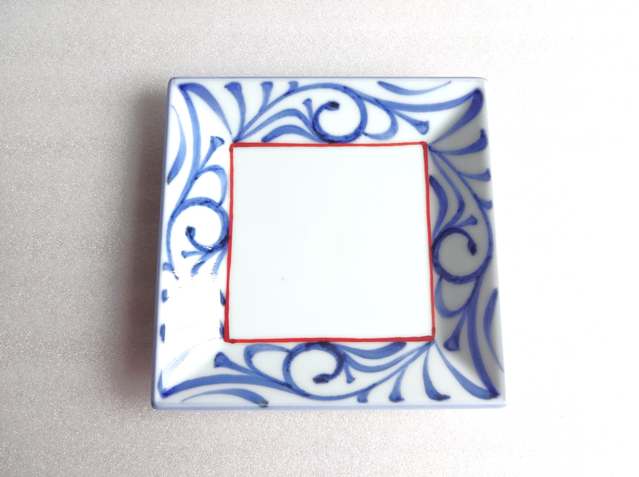 京焼 大野瑞昭 赤絵唐草柄　銘々皿　5客 0130144253_679b115dc88ca.jpg