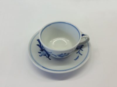台形型紅茶碗皿　風船花