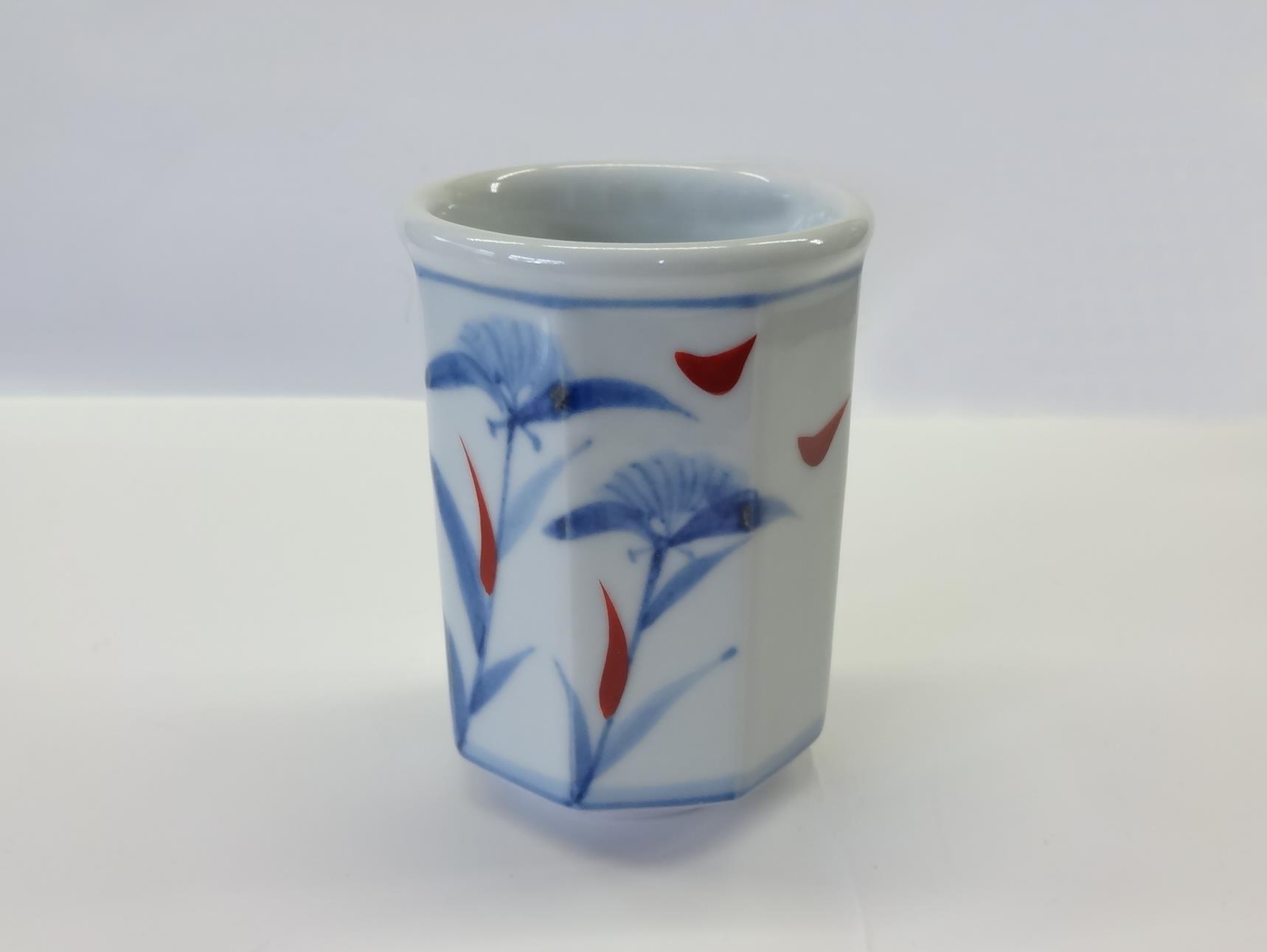 面取り湯呑 中 露草 | 砥部焼 梅山窯