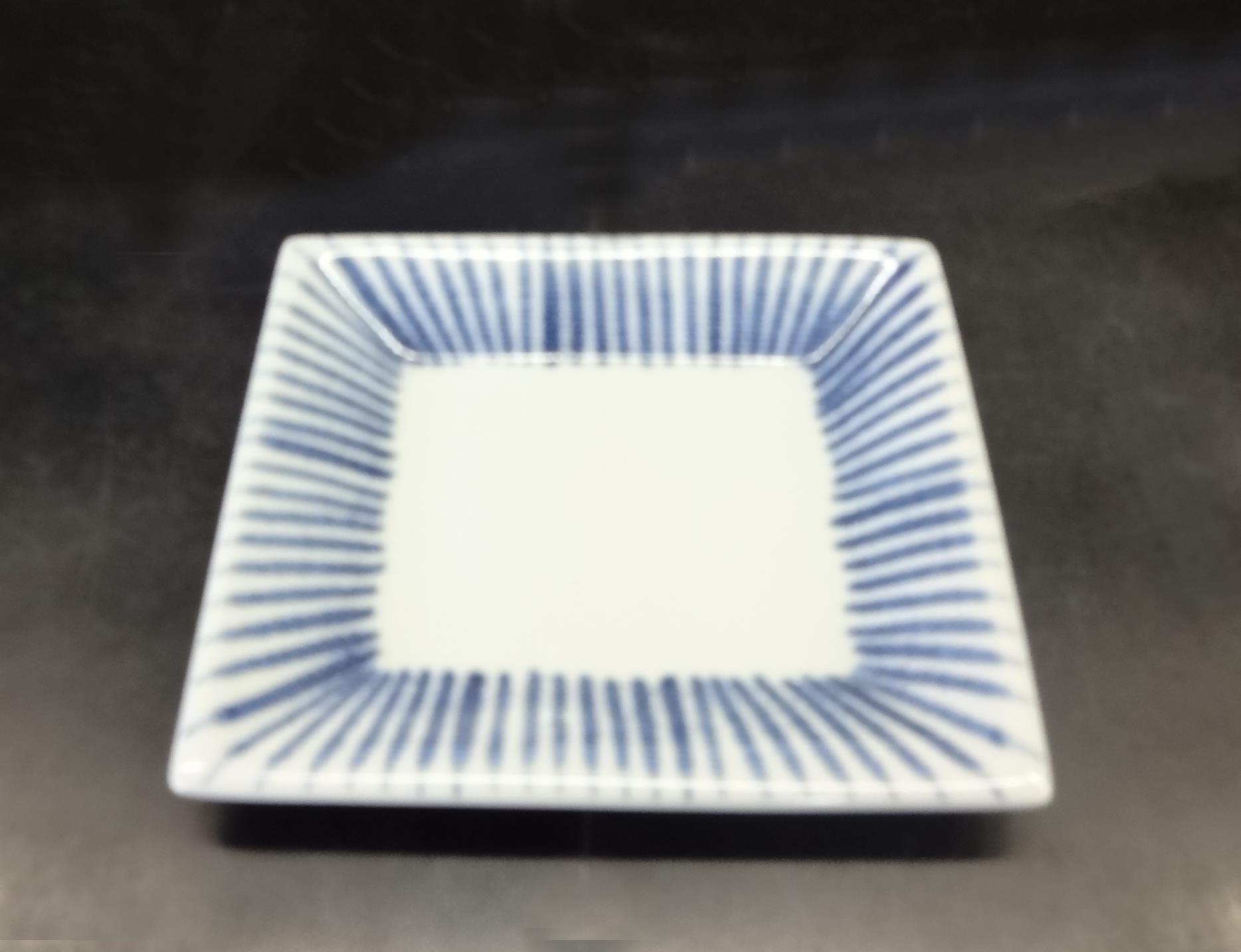 砥部焼 梅山窯 尺一寸大皿（馬絵）【和食器通販e-tobeyaki.com】
