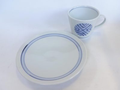 そば猪口型コーヒー碗皿　呉須丸紋