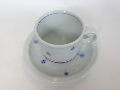 紅茶碗皿　縁付皿　たんぽぽ